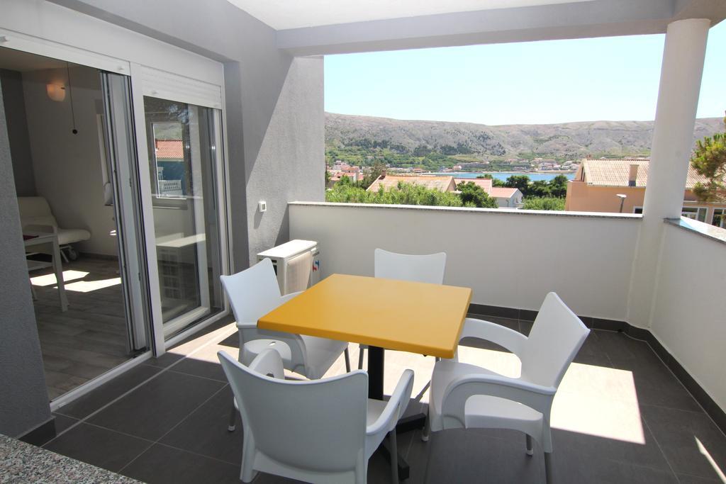 Apartment Villa Franci Pag Town Εξωτερικό φωτογραφία