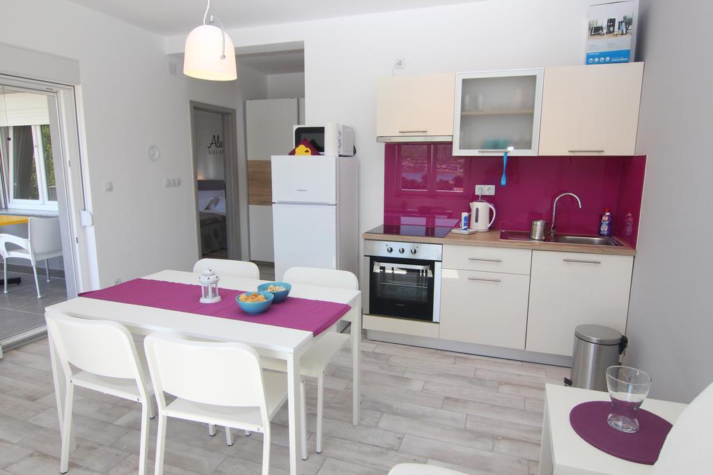 Apartment Villa Franci Pag Town Εξωτερικό φωτογραφία