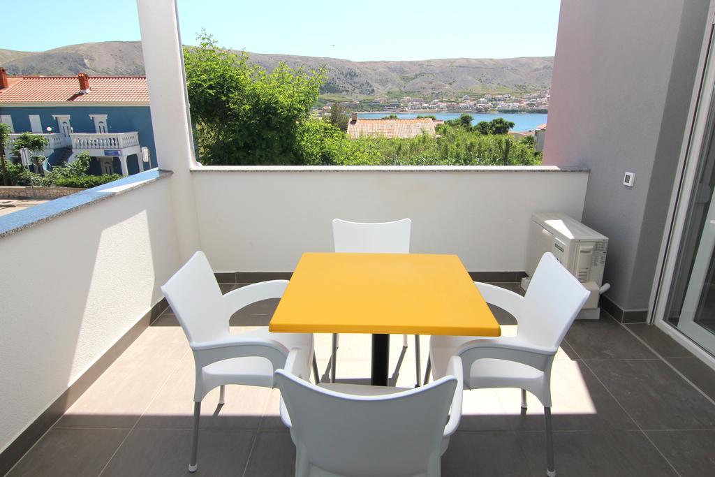 Apartment Villa Franci Pag Town Εξωτερικό φωτογραφία