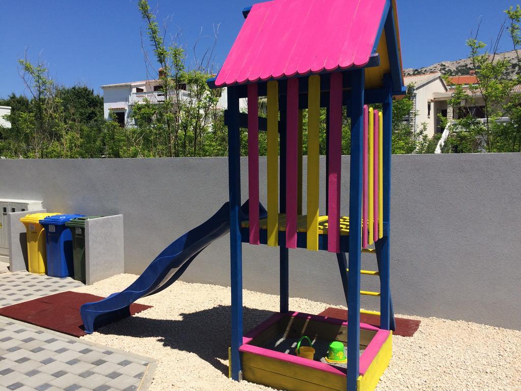 Apartment Villa Franci Pag Town Εξωτερικό φωτογραφία