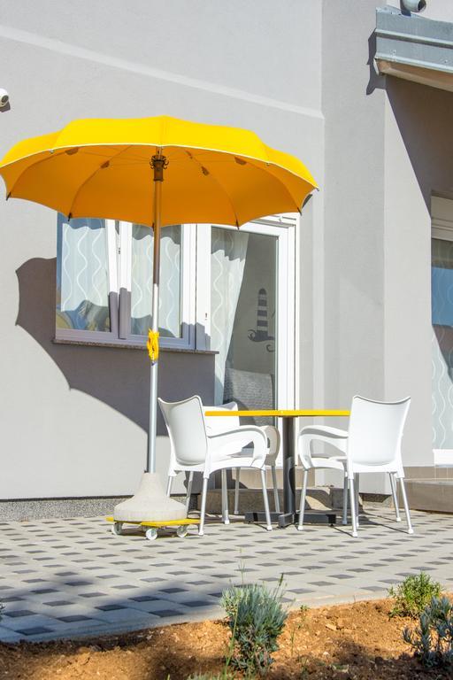 Apartment Villa Franci Pag Town Εξωτερικό φωτογραφία