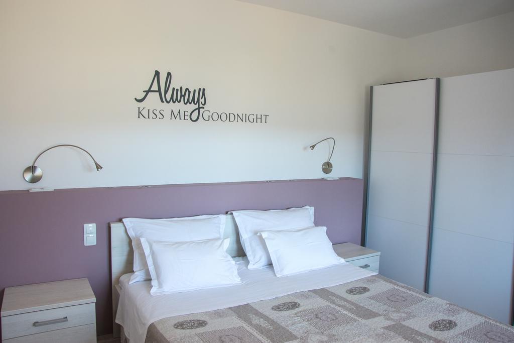 Apartment Villa Franci Pag Town Εξωτερικό φωτογραφία