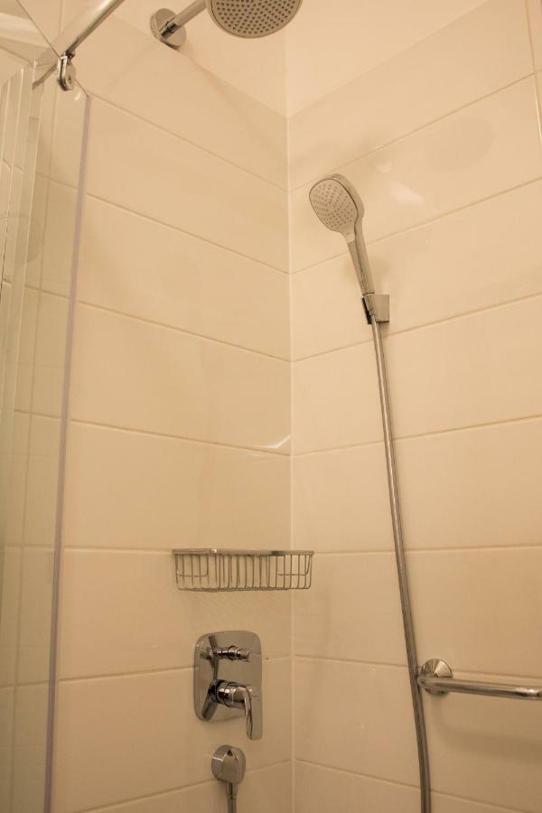 Apartment Villa Franci Pag Town Εξωτερικό φωτογραφία